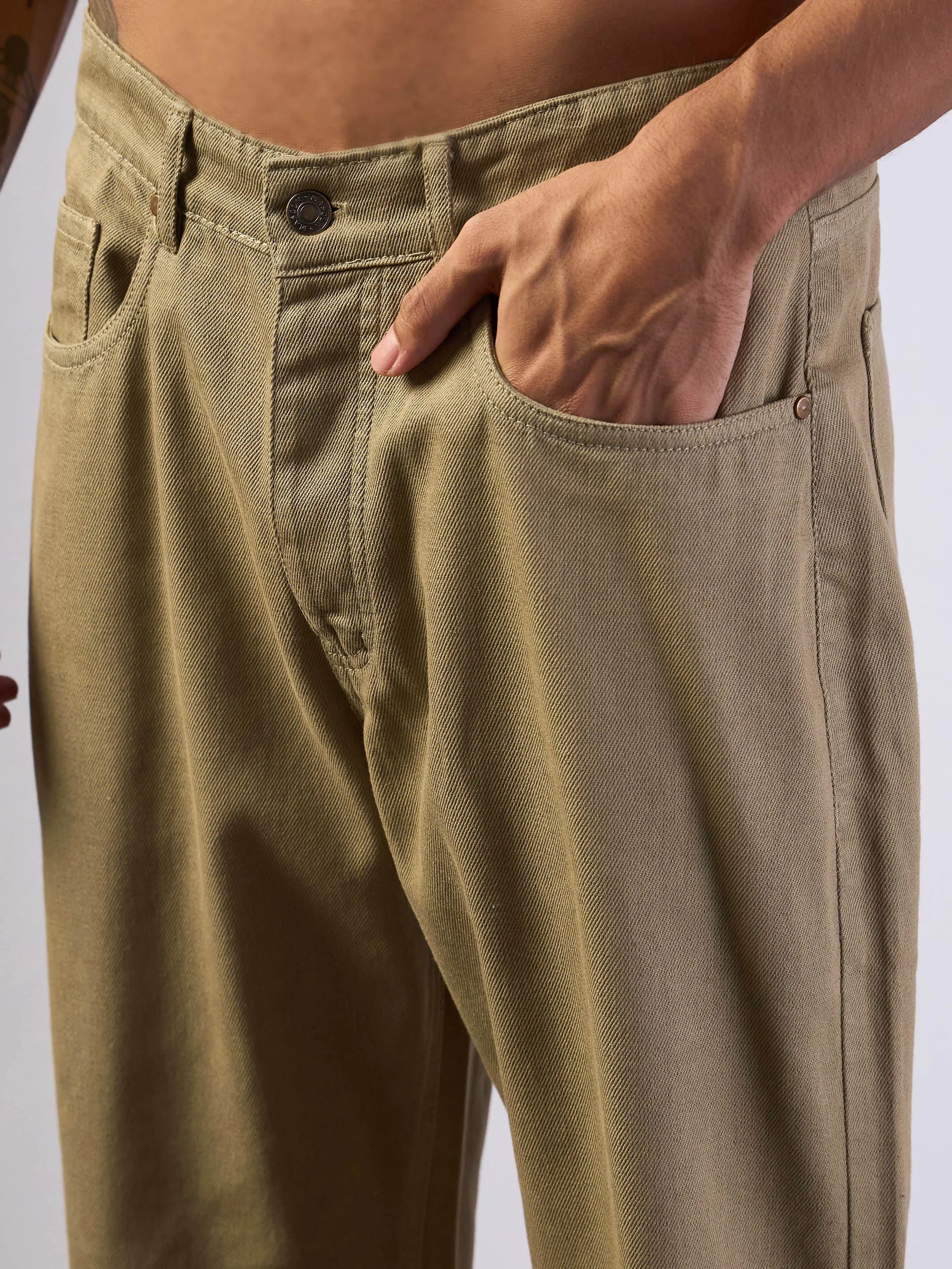 Men Khaki Basic Relax Fit Jeans