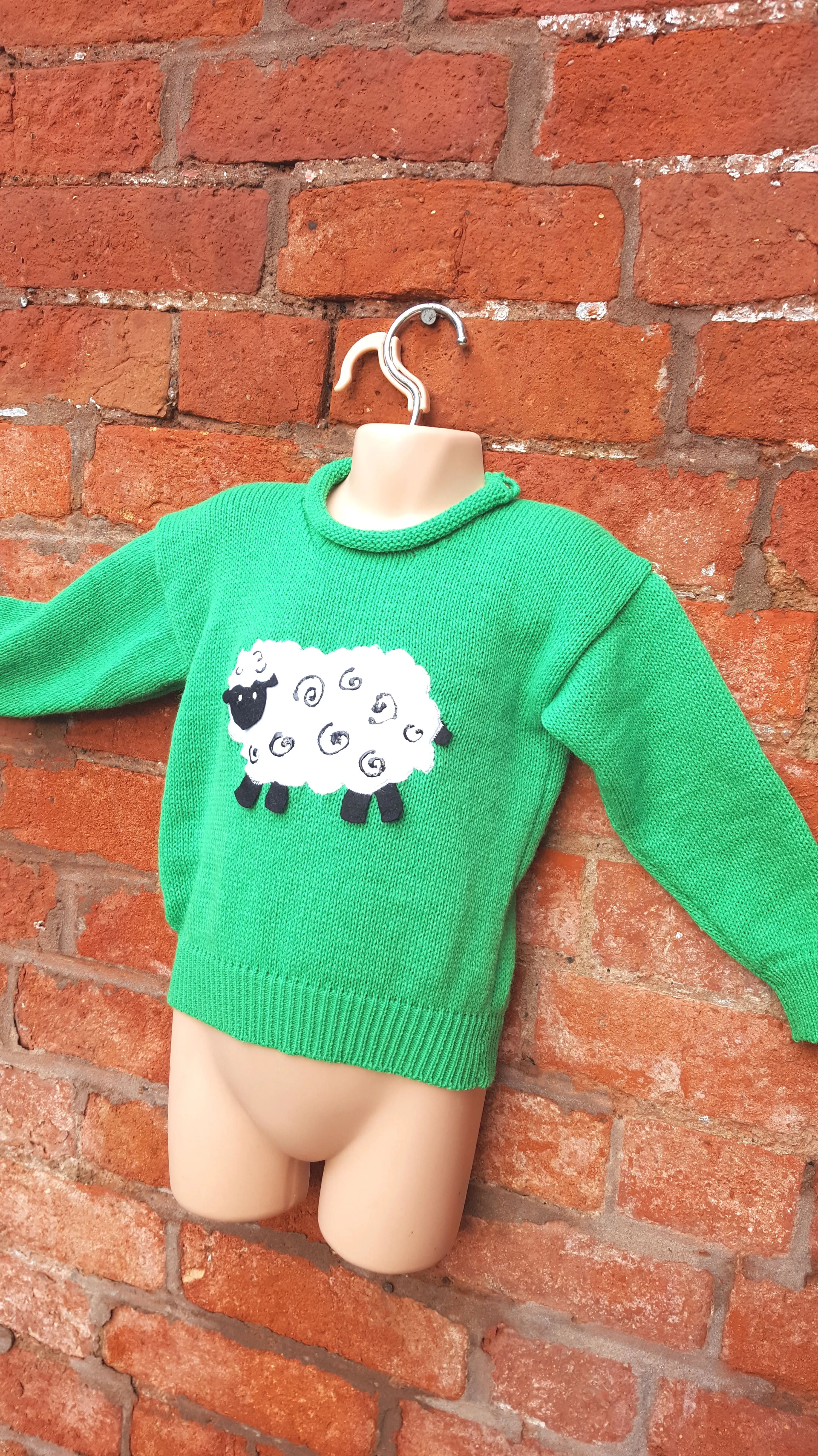 Size 26" age 4-5 "Baa" jumper Unisex felt appliqued sheep sweater (woolly jumper)