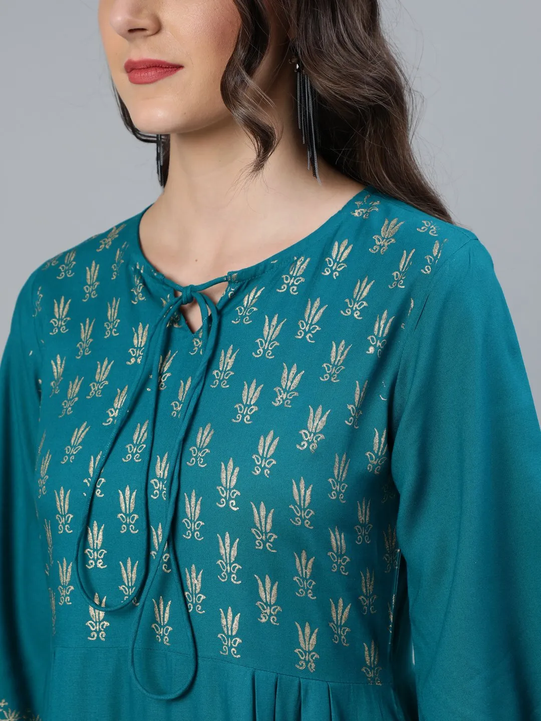 Women Green & Gold Block Printed Dress With Three Quarter Sleeves